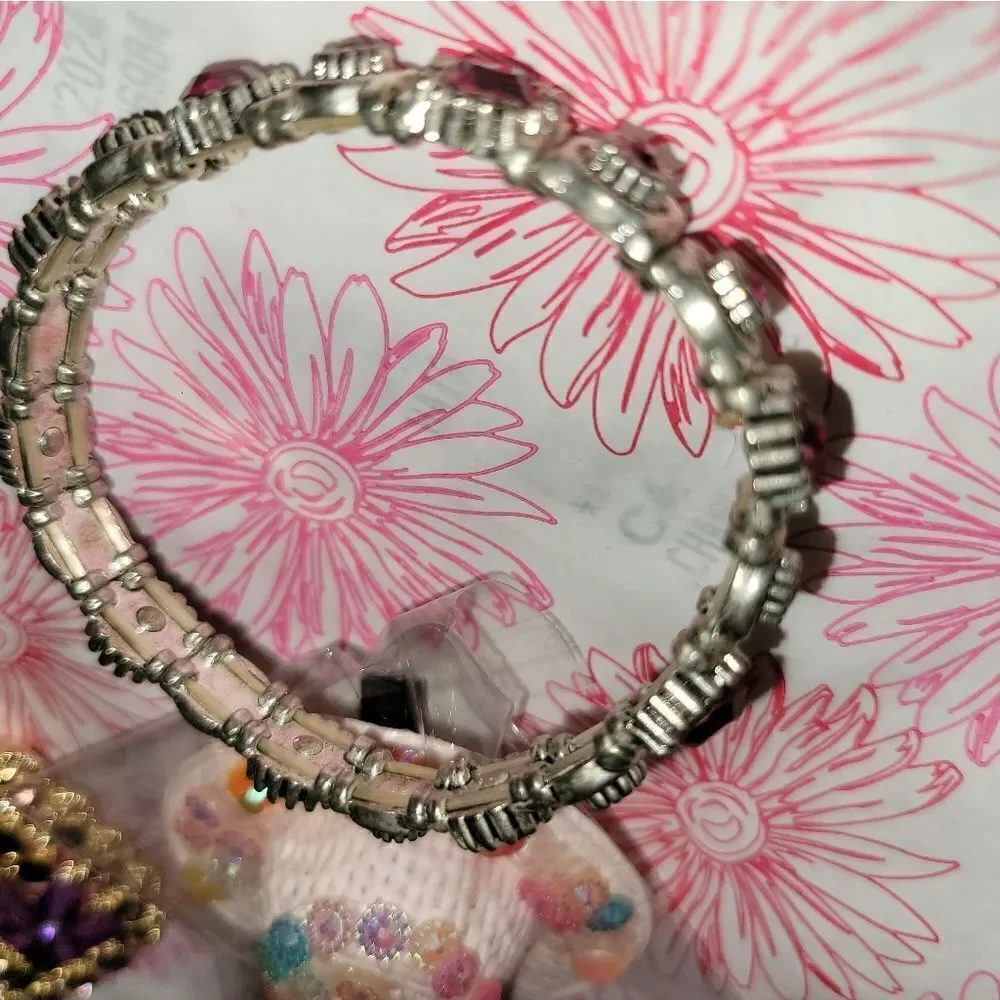 One Vintage Hair clip